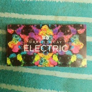 Urban Decay makeup palette